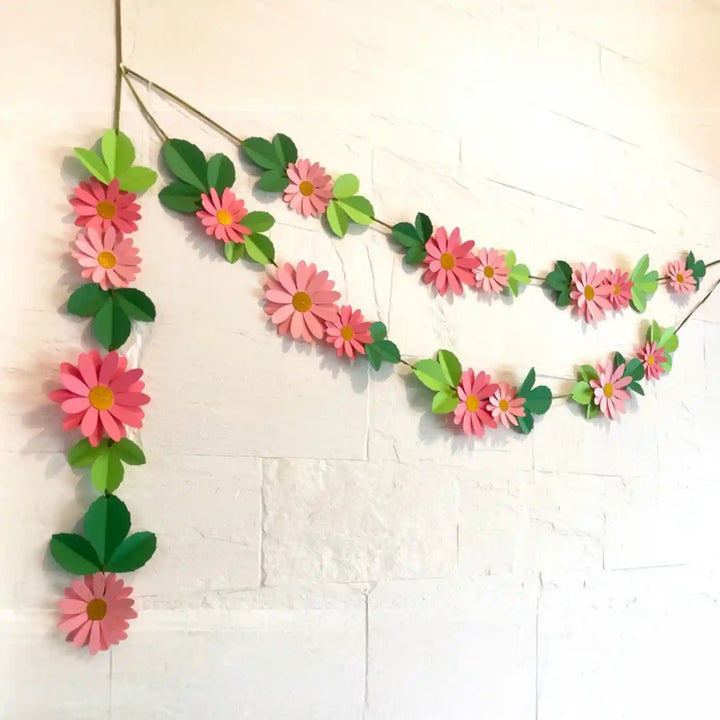 Eco-Friendly Daisy Flower And Leaves Design Paper Bunting