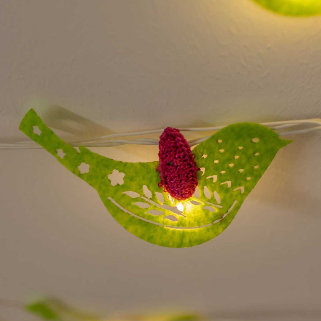 Handmade Crochet Vivid Birds Design Felt Fairy Light