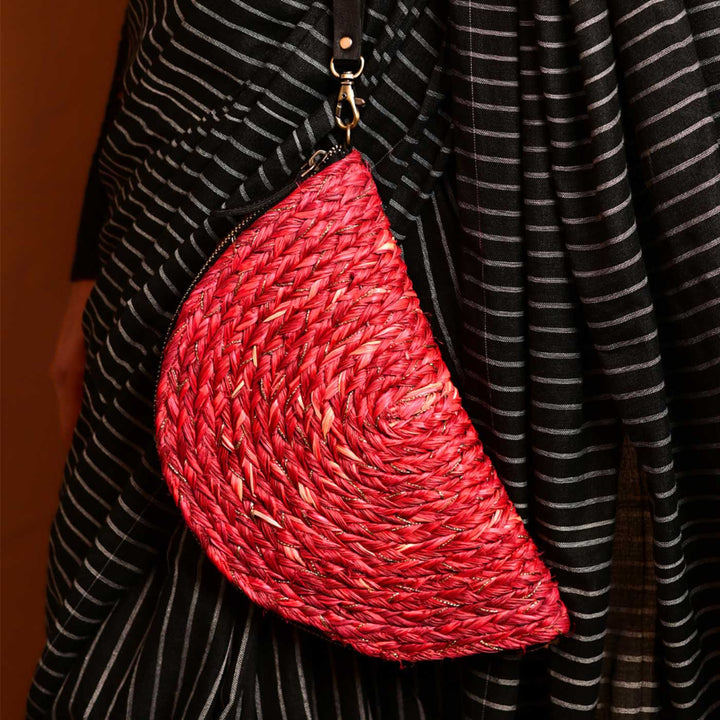 Handmade Grass Woven Red Boho Sanai Clutch