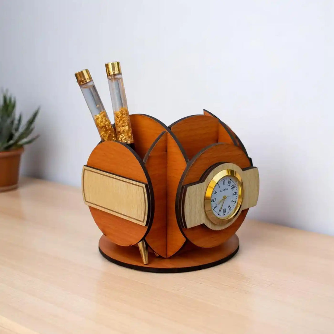 Personalized Clock Design Wooden Pen Holder
