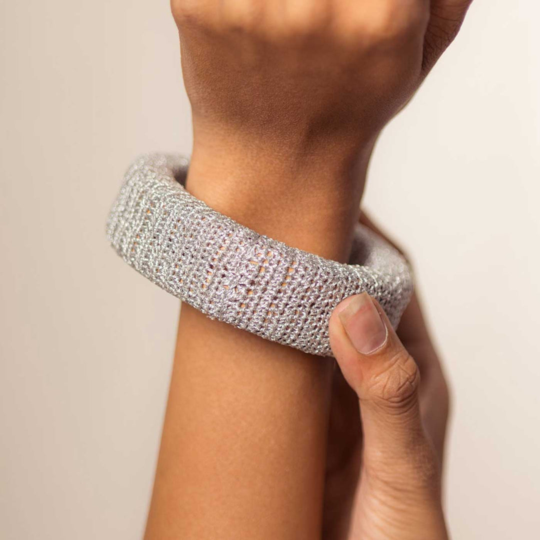 Handmade Crochet Rangat Silver Zari Chunky Bangle