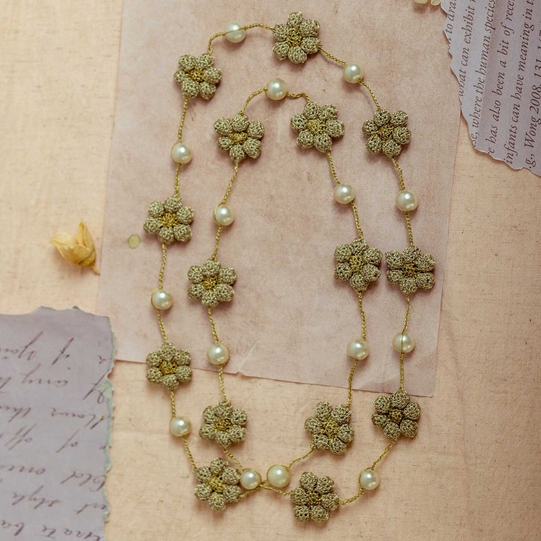Handmade Crochet Gold Gulnaar Daisy Pearl String Necklace