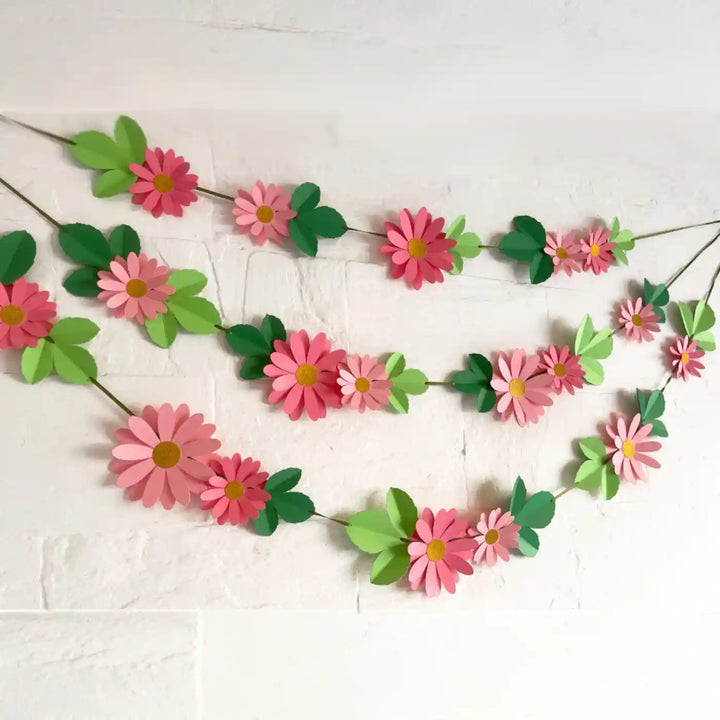 Eco-Friendly Daisy Flower And Leaves Design Paper Bunting