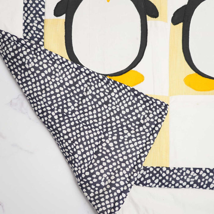 Personalized Penguin Theme Cotton Quilt For Kids