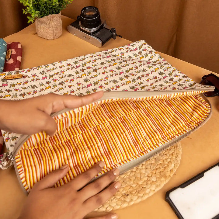 Zoo Print Cotton Ecofriendly iPad Sleeve With Agate Accent Vibrant & Protective | 12 x 9 inch