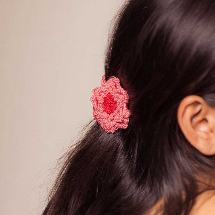 Handmade Crochet Guncha Peach Dahlia Hair Clutch