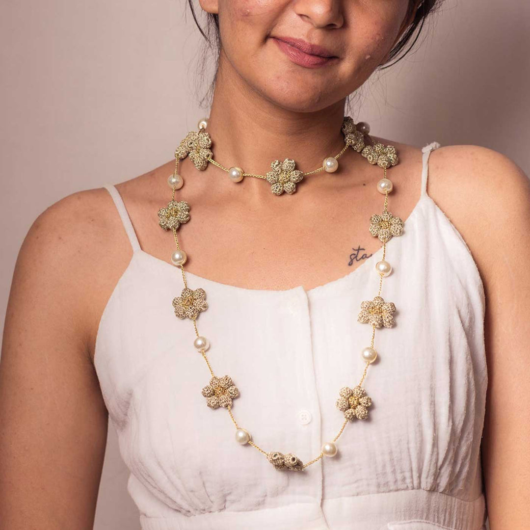 Handmade Crochet Gold Gulnaar Daisy Pearl String Necklace