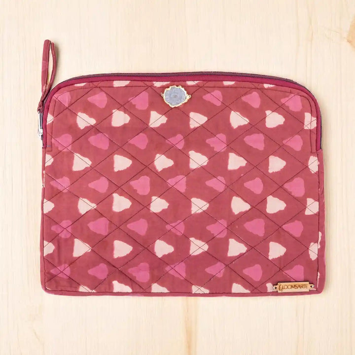 Red Bagru Cotton Protective & Chic Ecofriendly iPad Sleeve With Agate Accent | 12 x 9 inch