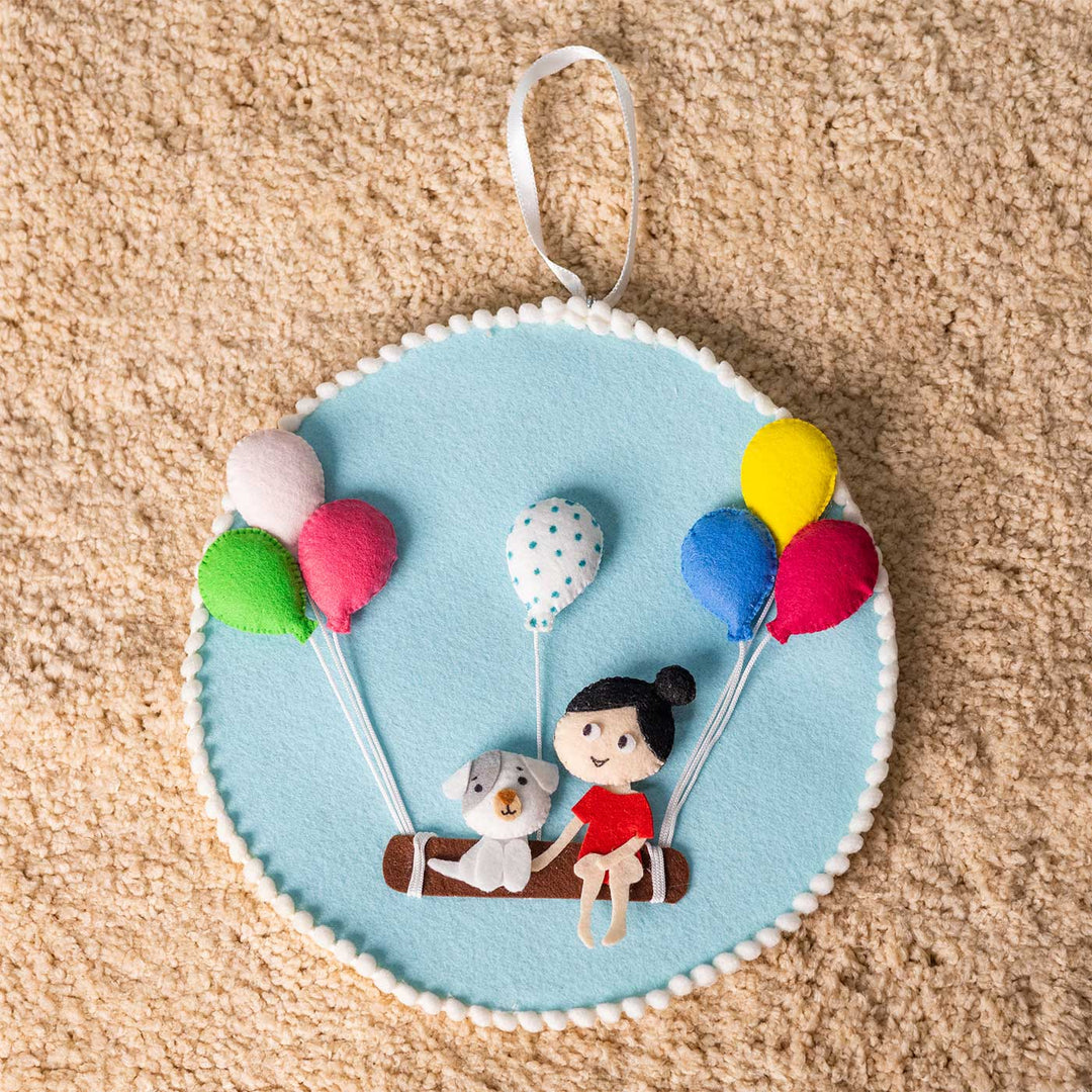 Customized Handmade Sibling Swing Cute Balloon Theme Felt Decorative Plaque