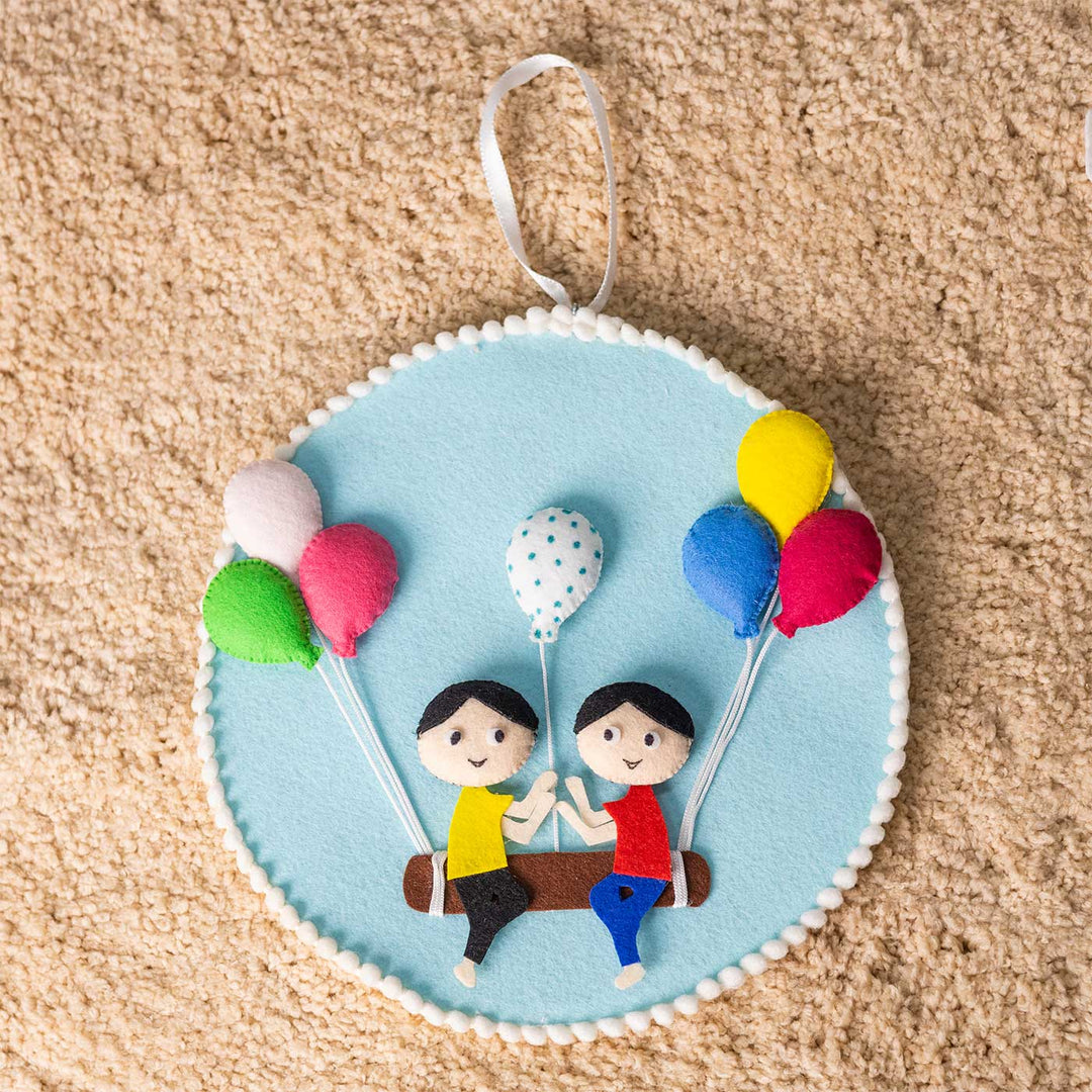 Customized Handmade Sibling Swing Cute Balloon Theme Felt Decorative Plaque
