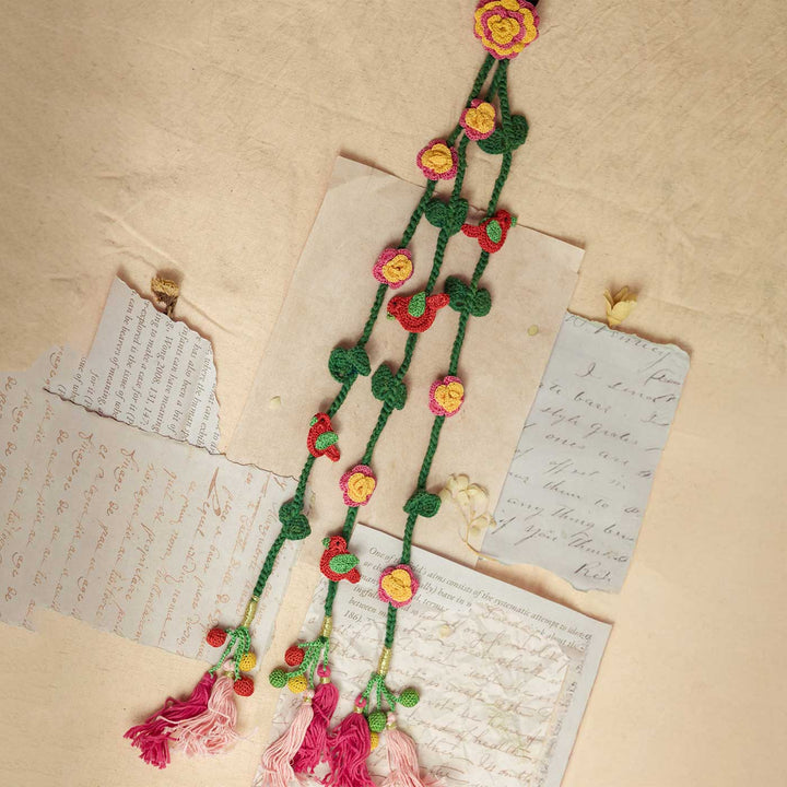 Handmade Crochet Guncha Spring Bird And Roses Parandi