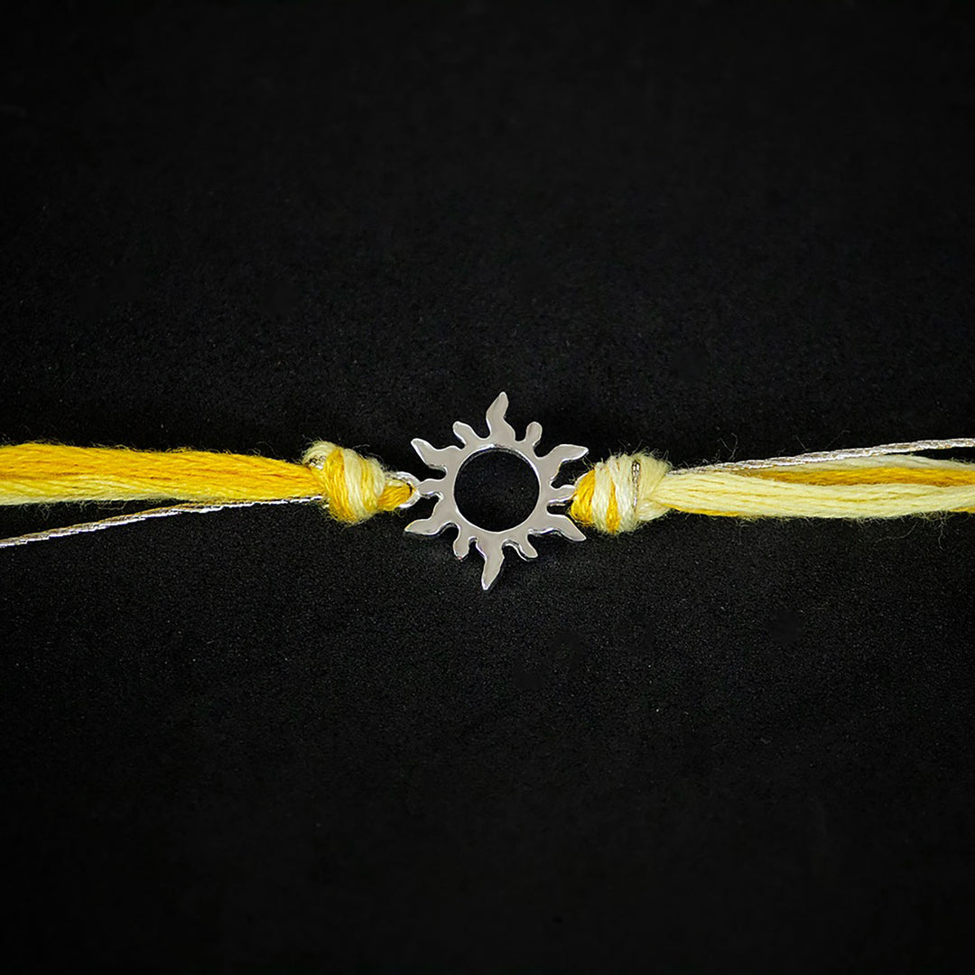 Handmade Arkay 925 Silver Rakhi With Roli Chawal For Brother - Close-up of central charm