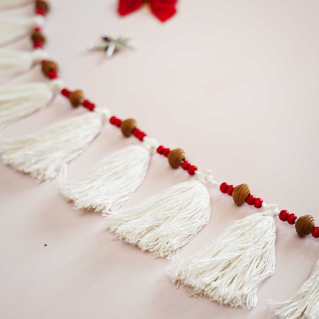 Handmade White Tassel Garland Bunting For Christmas Wall Decoration 2 - Close-up of Tassel Detailing