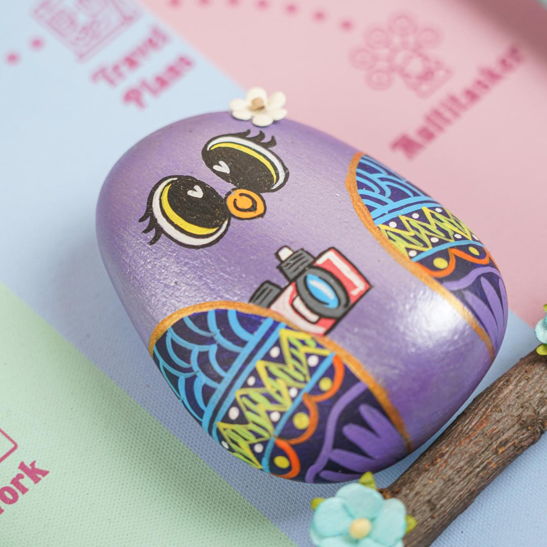 Personalized Hand-Painted Pebble Art Single Owl Wooden Decorative Plaque