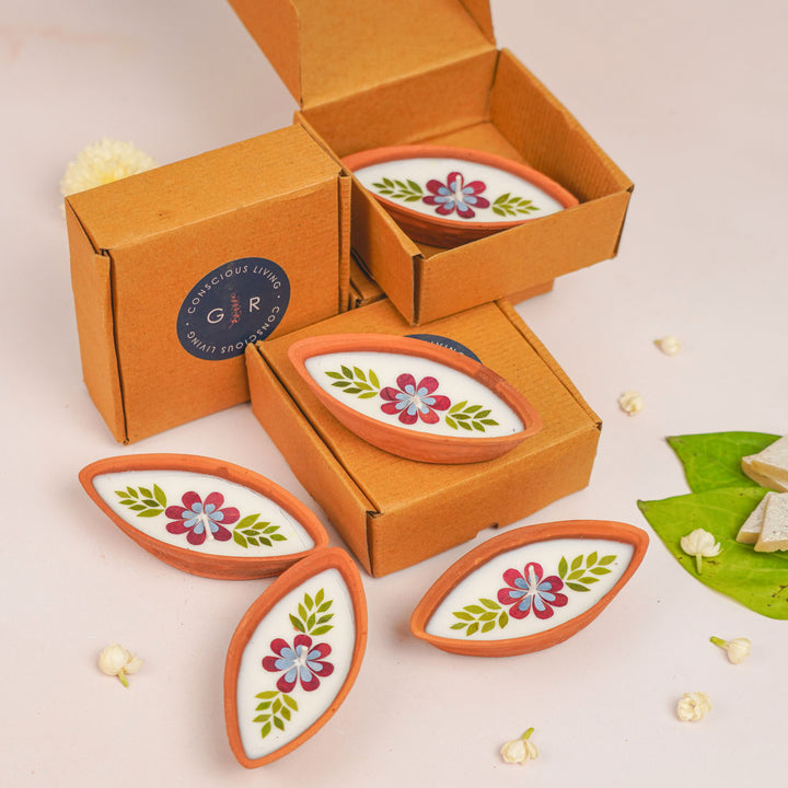 Handmade Pressed Flower Boat Shaped Terracotta Diyas