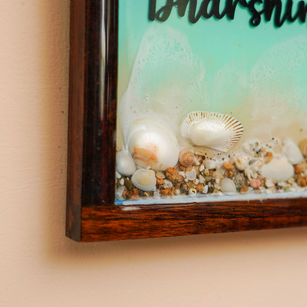 Personalized Beach Theme Resin Name Plate For Couples - Close-up of Bottom Frame Edge