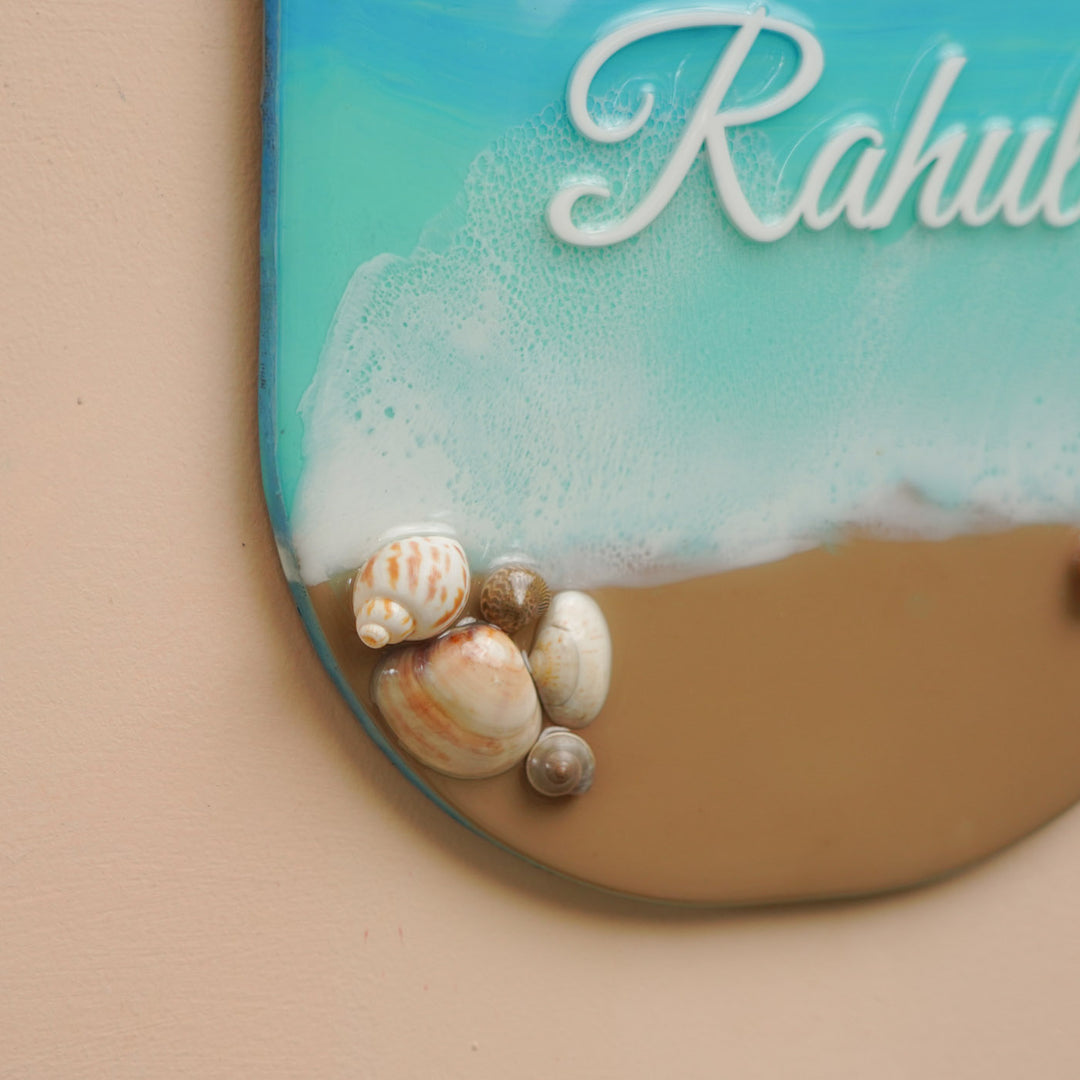 Personalized Beach Theme Resin Vertical Name Plate For Family - Corner Detail Close-up