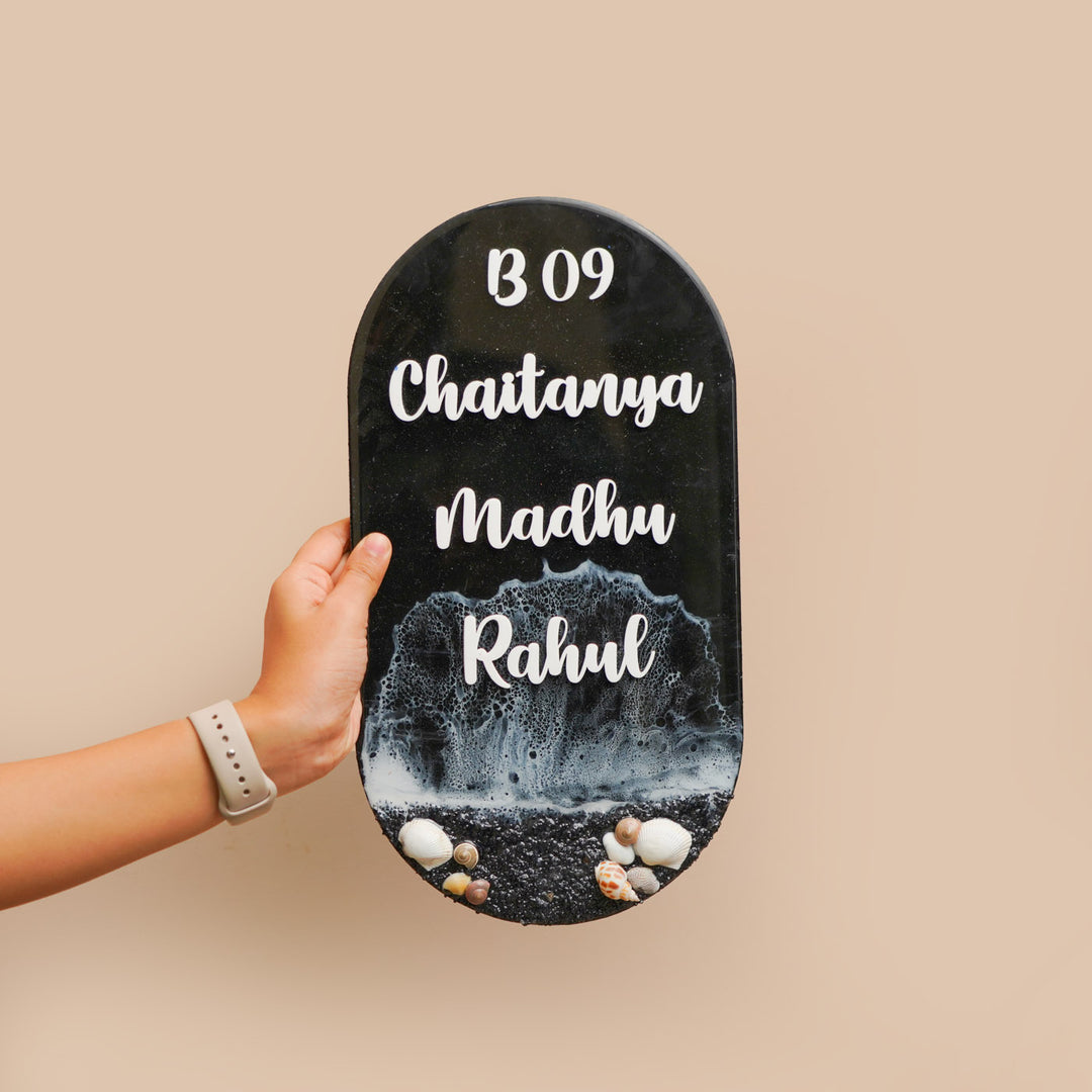 Personalized Beach Theme Resin Vertical Name Plate For Family Copy - Handheld Front View Name Personalization