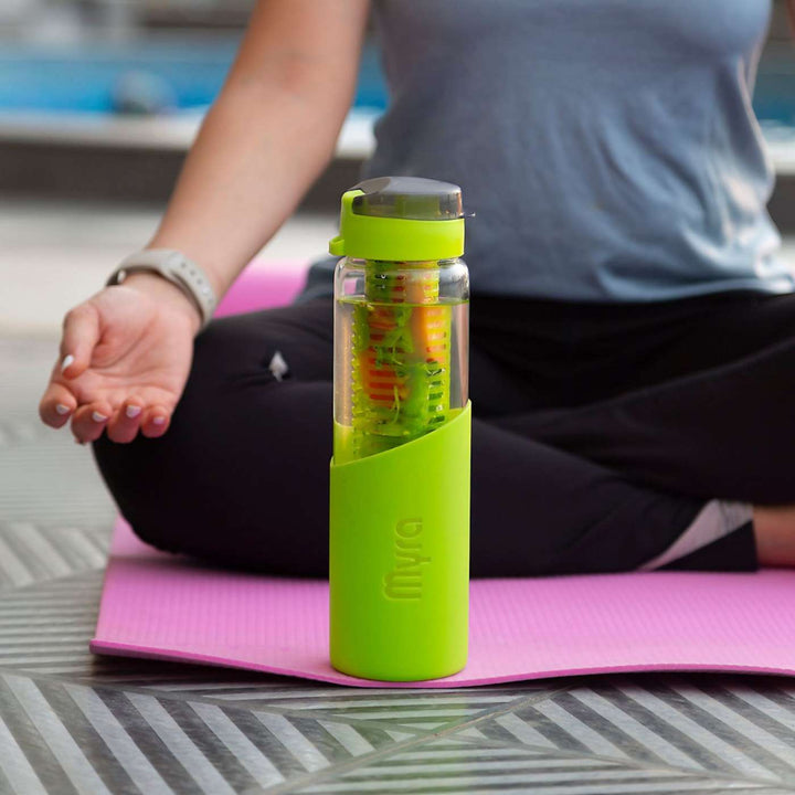 Personalized Leakproof & Stylish Infuser Borosil Glass Bottle | 750ml