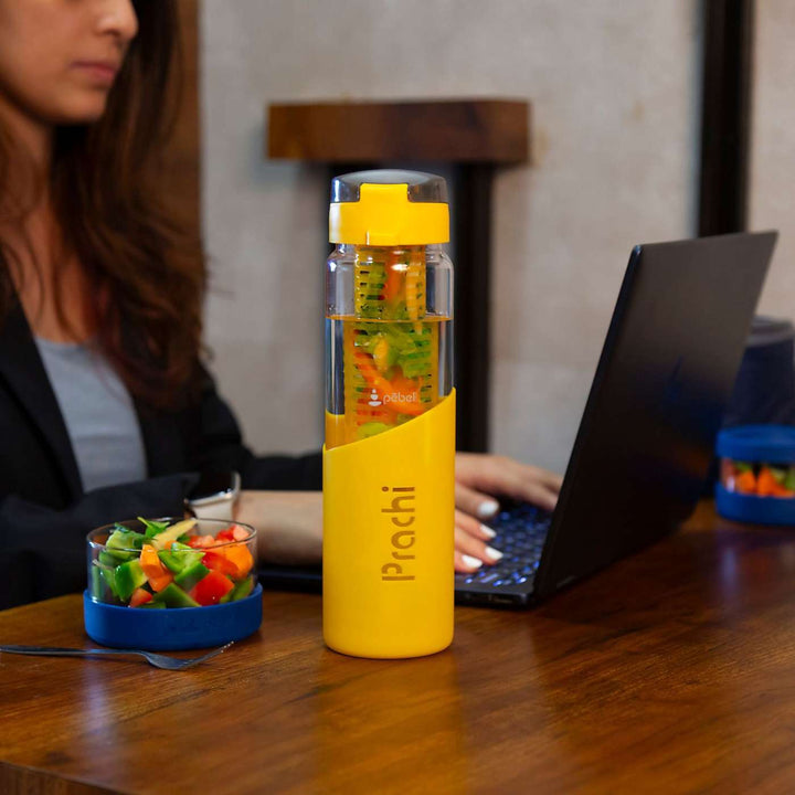 Personalized Leakproof & Stylish Infuser Borosil Glass Bottle | 750ml