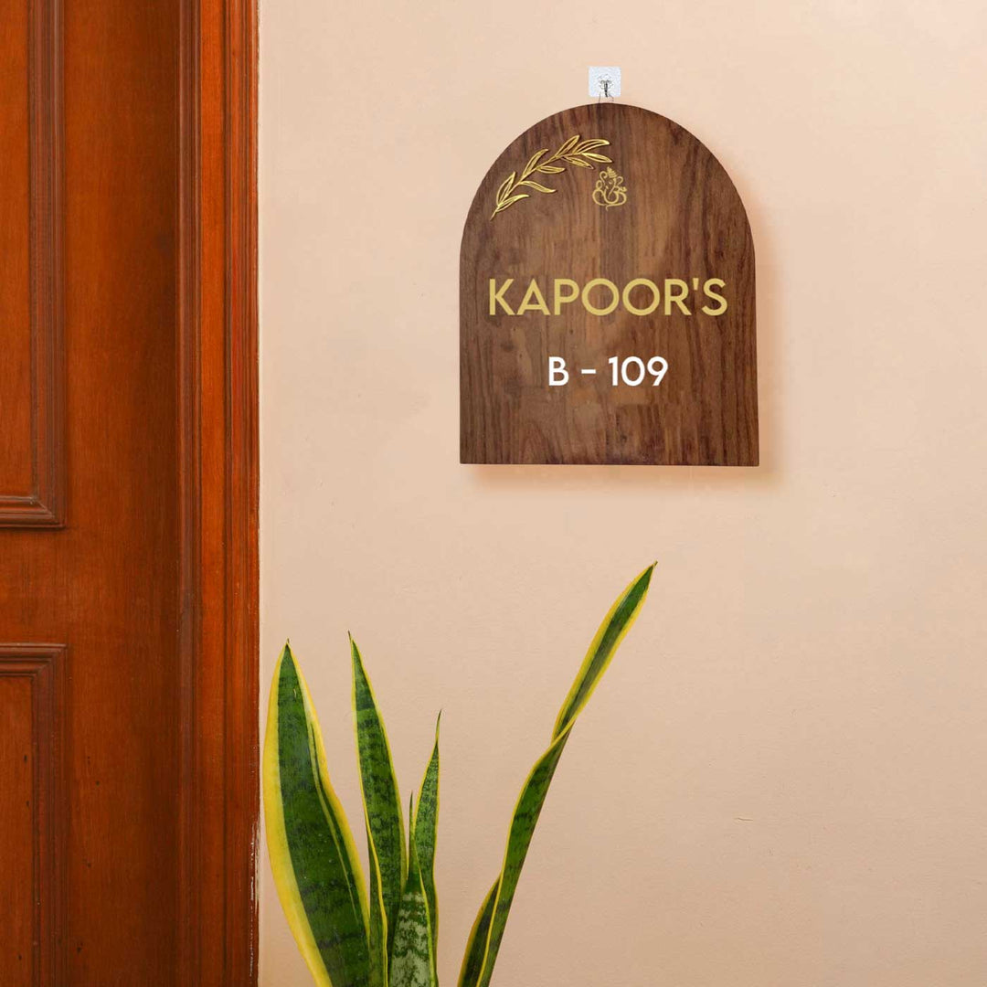 Minimal Arched Wooden Name Plate with 3D Acrylic Letters