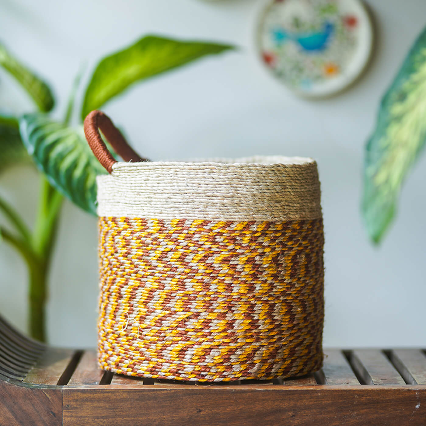 Buy Ecofriendly Jute Bin with Handle Online On Zwende