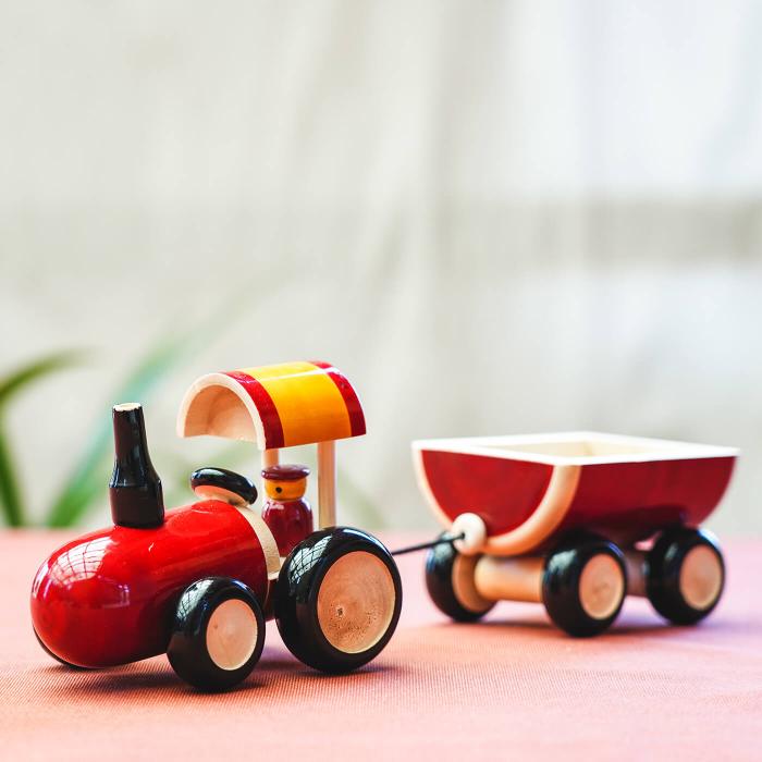 Tractor top engine toy