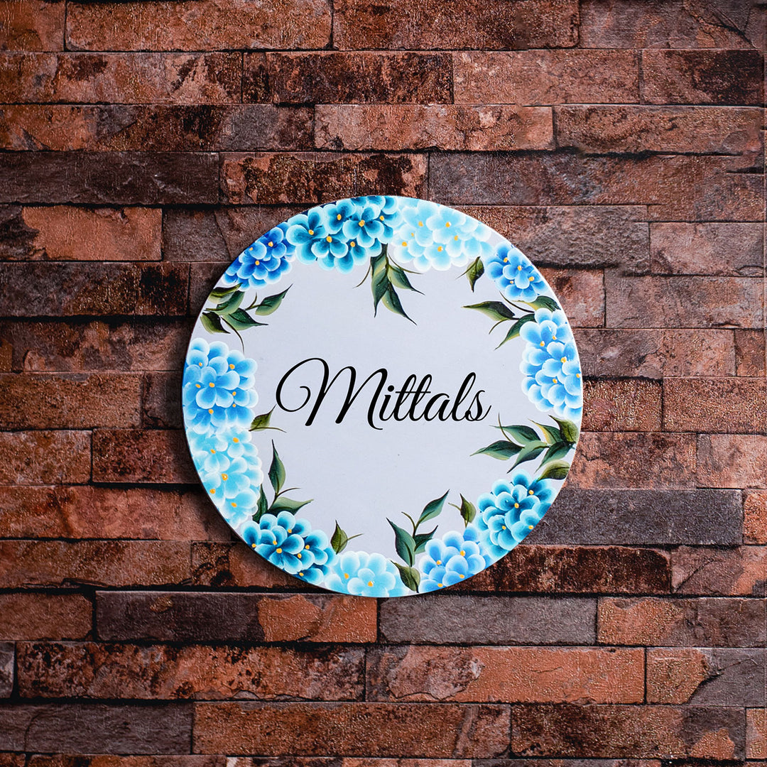 One Stroke Art Circular Nameboard with Family Name