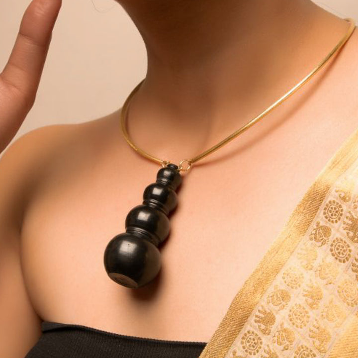 Minimal Stacked Pot Design Choker Necklace | 22K Gold Plated