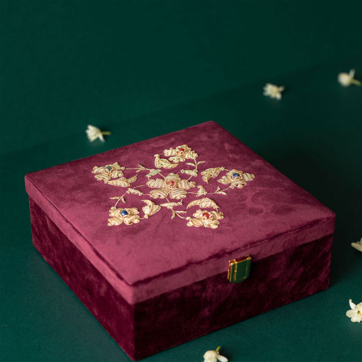 Guldasta Zardozi Box