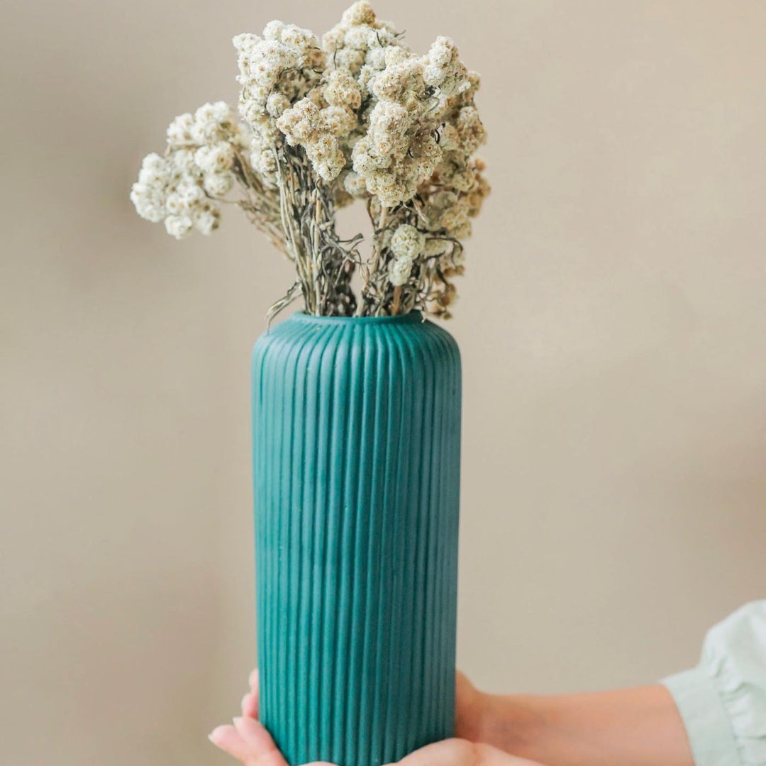 Handcrafted Dried White Daisies Flower Decor Bunch