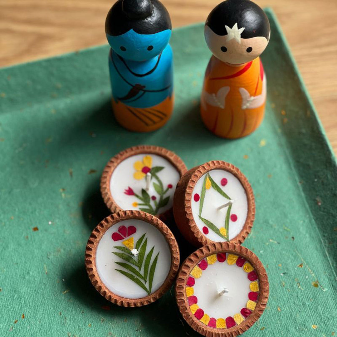 Soy Wax & Earthen Festive 1 Inch Diyas | Pack of 4/8
