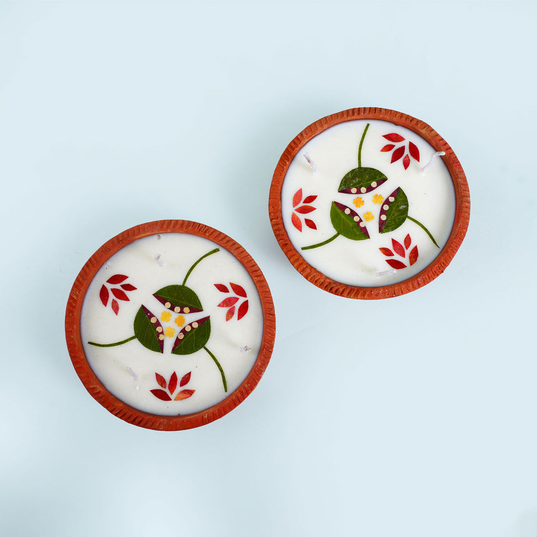 Set of 2 | Soy Wax & Dry Flower Terracota Tealight Diyas