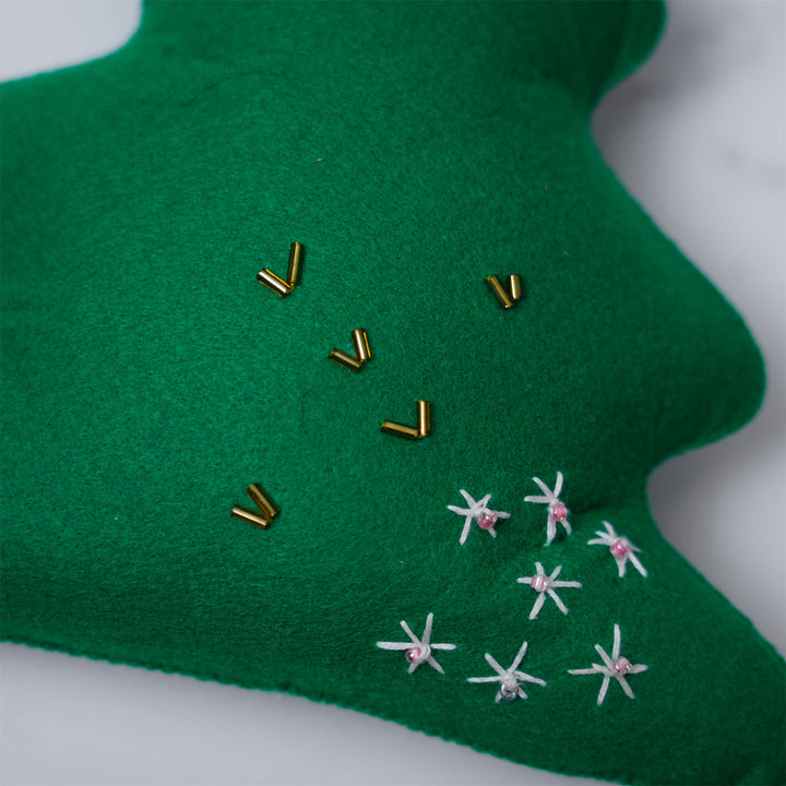 Handmade Xmas Tree Felt Ornaments For Christmas Decoration