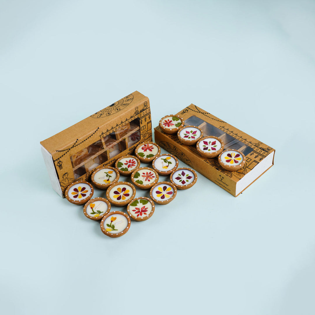 Set of 16 | Soy Wax & Dry Flower Terracota Festive Diyas