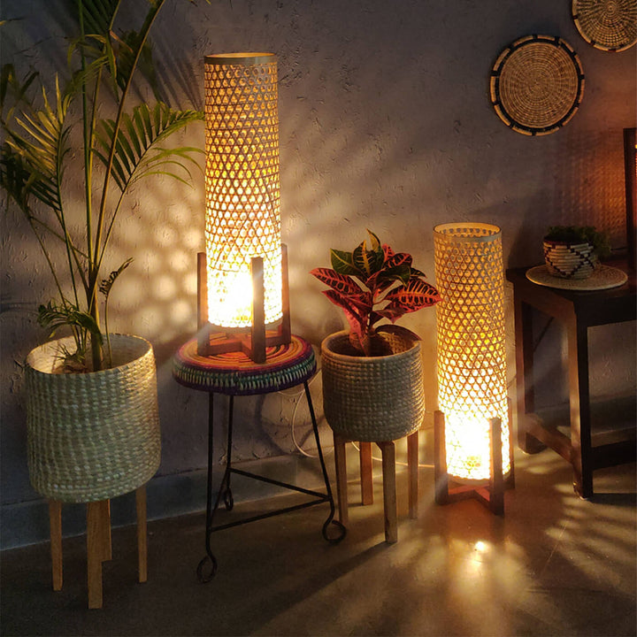 Wooden Floor Lamp With Bamboo Shade