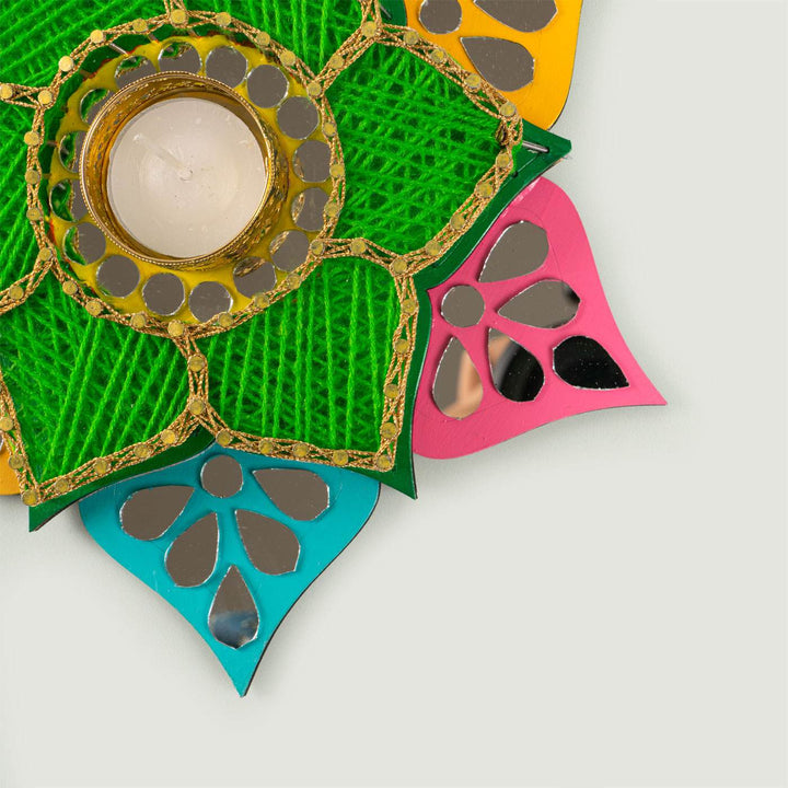 Floral Shaped Green String Art & Mirrors Tealight Holder