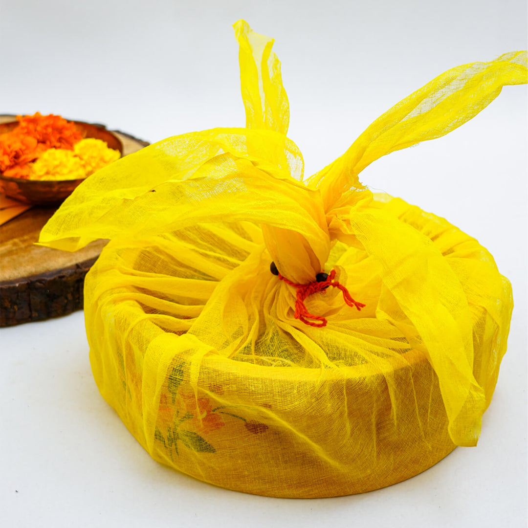 Photo Customized Rakhi Hamper With Caricature Nameplate
