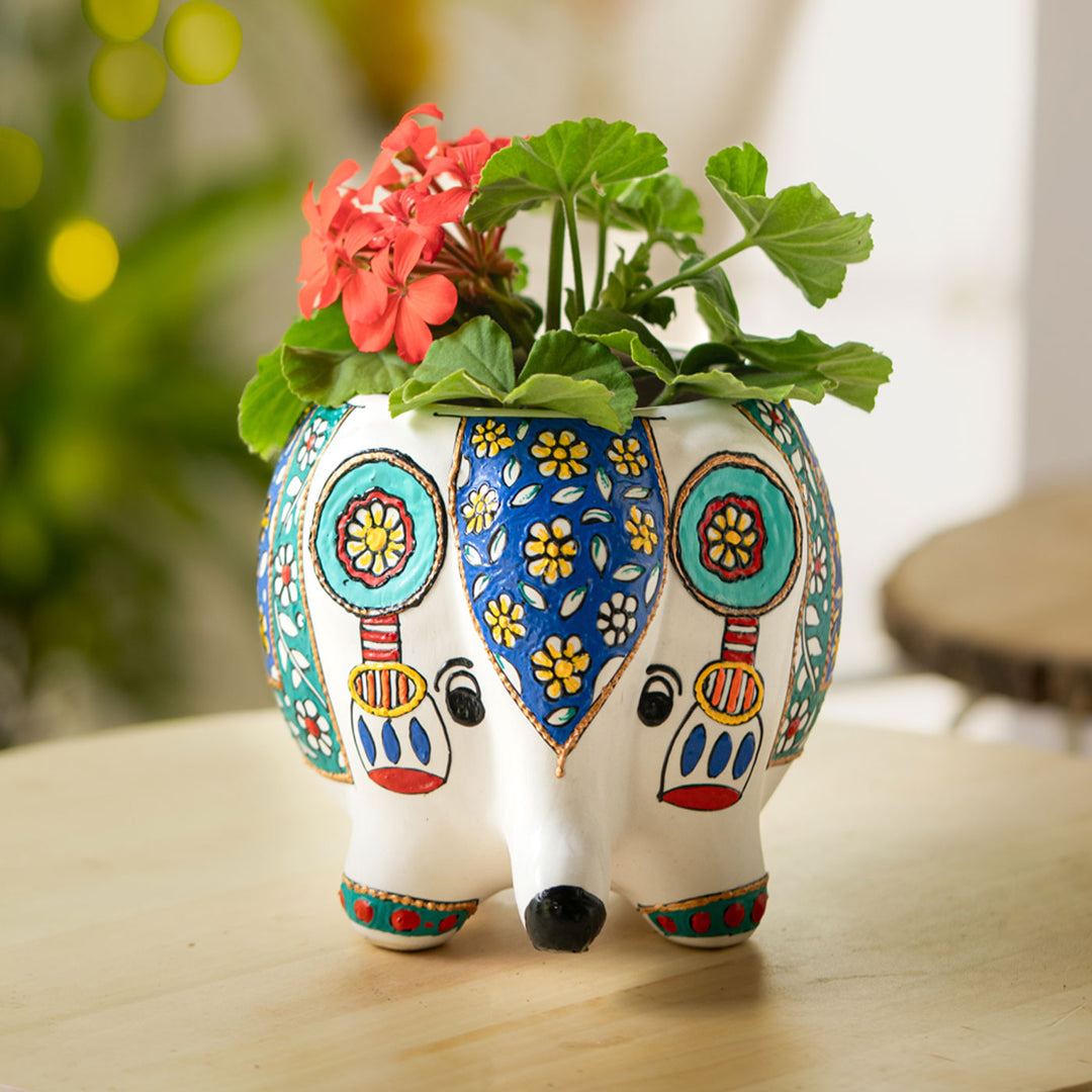 Mehendi-Art Candle Holder & Ceramic Planter Hamper