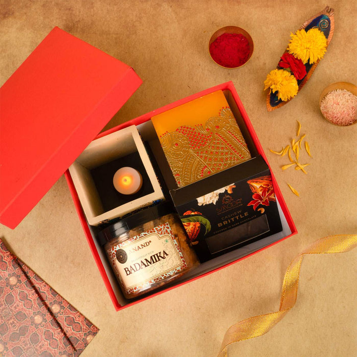 Mehendi-Art Inspired Candle Holder Festive Hamper