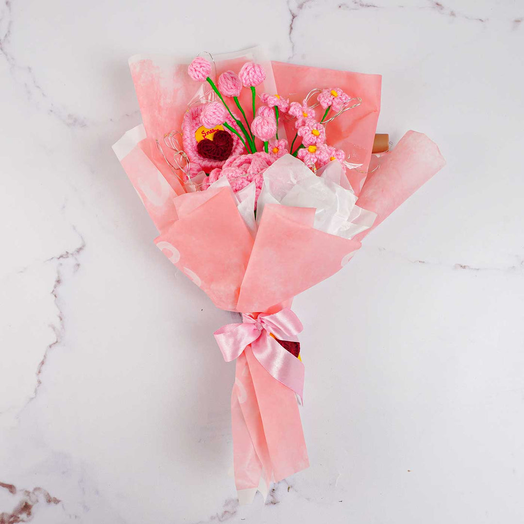 Handmade Crochet Rose Theme Flower Bouquet With Lights