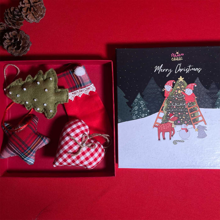 Handmade Winter Keepsakes Christmas Hamper | Includes Hangings And Box