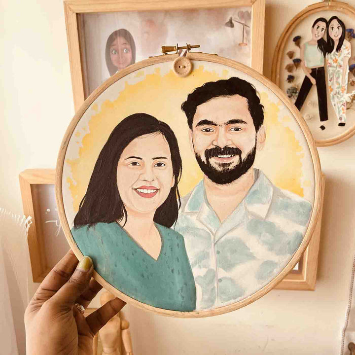 Photo Caricature Round Hoop Frame