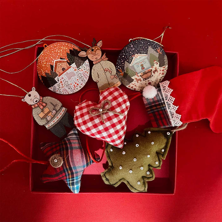 Hand Illustrated Winter Keepsakes Christmas Hamper | Includes Hangings And Box