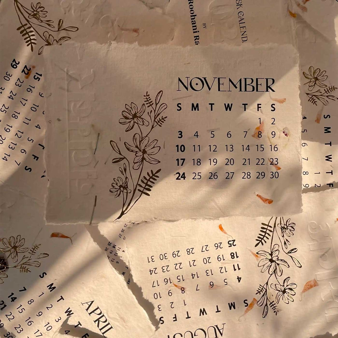 Handmade 2025 Petals Desk Calendar With Stand