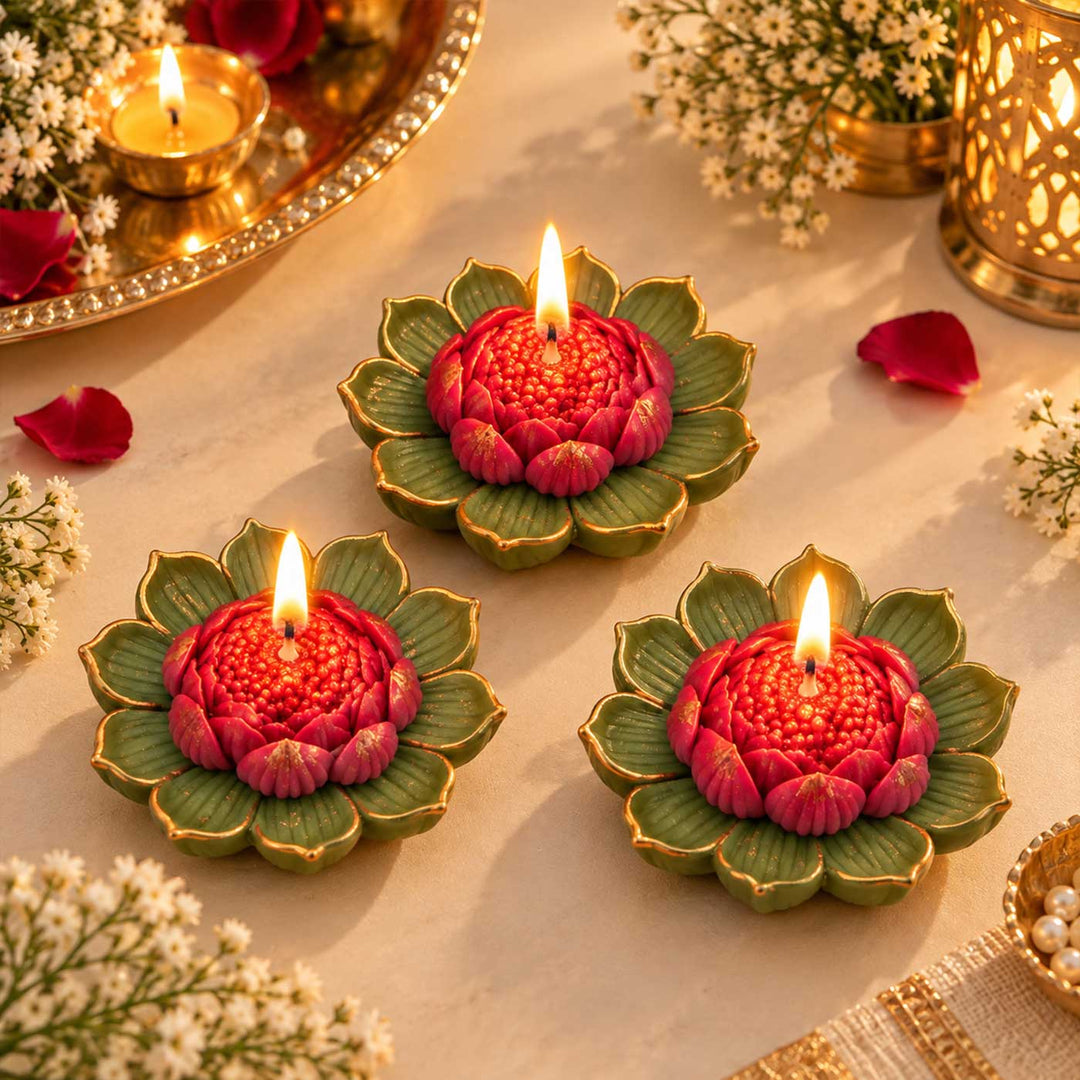 Handmade Lotus Flower Soy Wax Scented Candle For Festive Decor