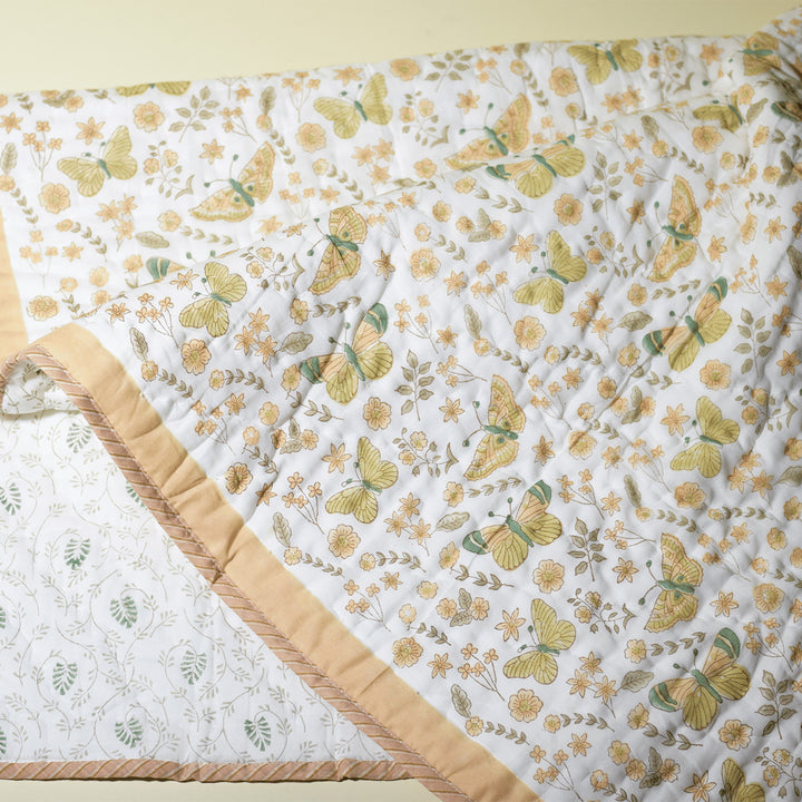 Hand Block Printed Bumble Fly Quilt/Comforter