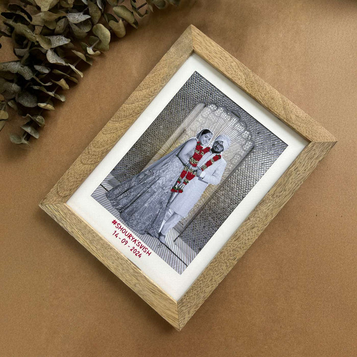 Couples Garland And Rays Design Hand Embroidered Photo With Wooden Frame