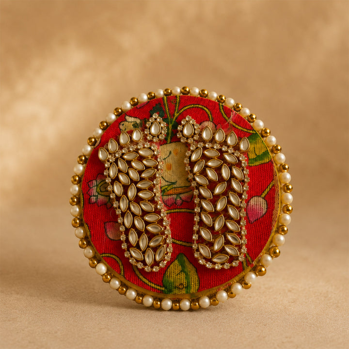 Ivory Nazar White Jute Basket Diwali Gift Hamper With Evil Eye Soy Wax Candle And Shubh Labh Potli For Festive Gifting
