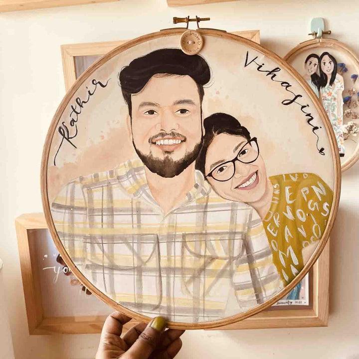 Photo Caricature Round Hoop Frame
